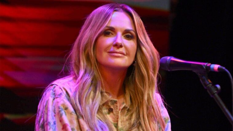 carly-pearce-says-heart-condition-left-her-fearing-a-heart-attack:-‘is-my-heart-ok?’