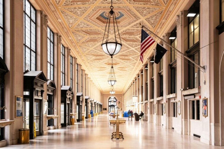 the-transit-hub-that-shapes-america’s-first-impression-is-getting-a-reboot