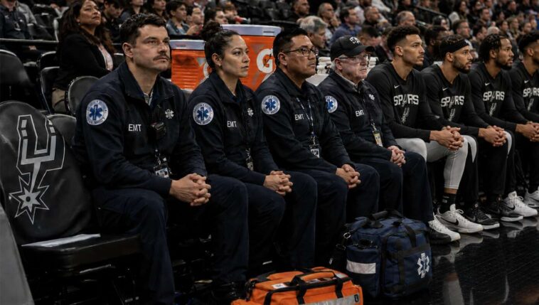 emts-to-be-stationed-near-spurs-bench-next-game-to-prevent-choking