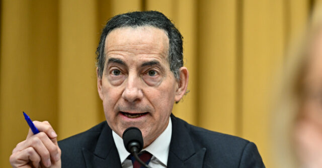 trump-says-congress-should-expel-‘loser’-democrat-rep.-jamie-raskin