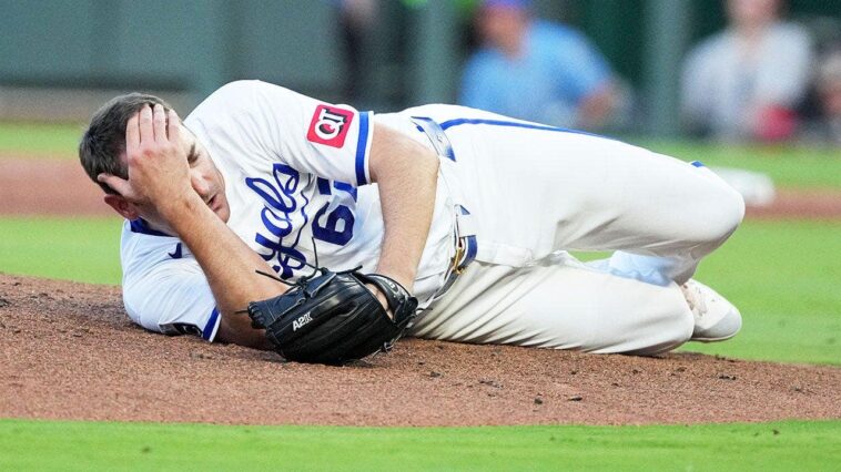 royals-pitcher-drilled-in-head-with-terrifying-107-mph-liner,-and-the-batter-who-hit-it-pulled-a-rare-move