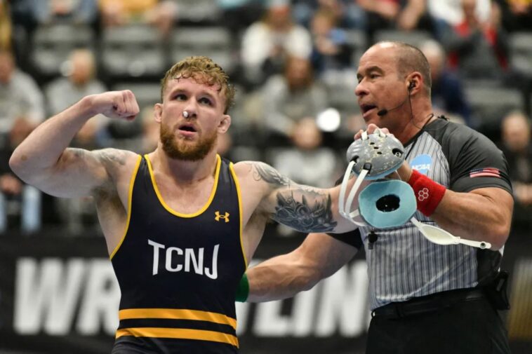 new-jersey-college-wrestler-mysteriously-stripped-of-national-title-by-ncaa