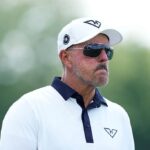 phil-mickelson-kicked-out-of-golf-club-for-inappropriate-contact