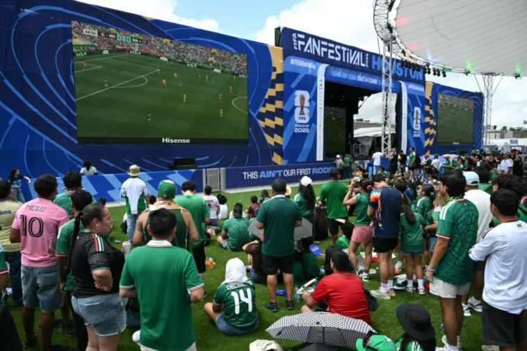world-cup-fan-festival-goes-wrong-with-22-treated-during-insufferable-texas-heat