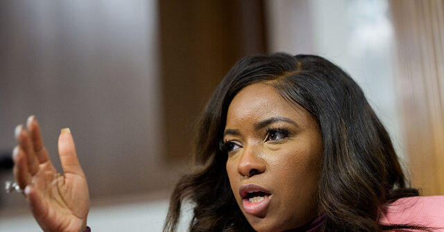 jasmine-crockett-guarantees-karmelo-anthony-victim-of-racist-legal-system