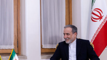 iran-foreign-minister:-deal-with-us.-‘never-been-closer’-—-pakistan-pm-says-final-text-agreed