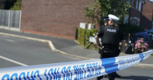 30-year-old-‘pakistani-heritage’-man-arrested-after-teen-girl-stabbed-in-neck-in-english-town