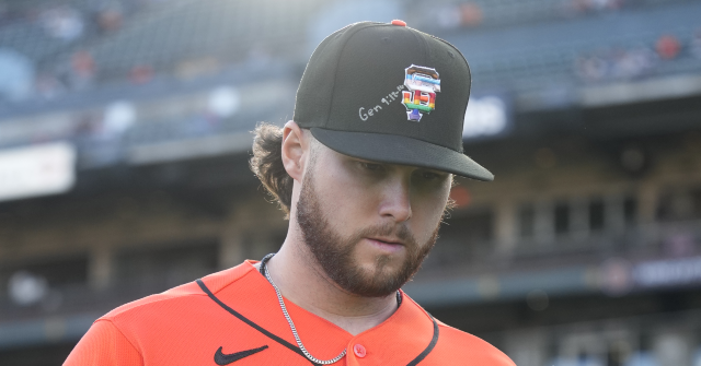 photo-—-sf-giants-player-counters-lgbt-‘pride-night’-messaging-with-bible-verse-on-cap:-‘it’s-about-god’s-covenant’