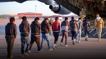 shock-poll-finds-democrats-increasingly-support-mass-deportations-—-overall-voter-support-now-at-80-percent