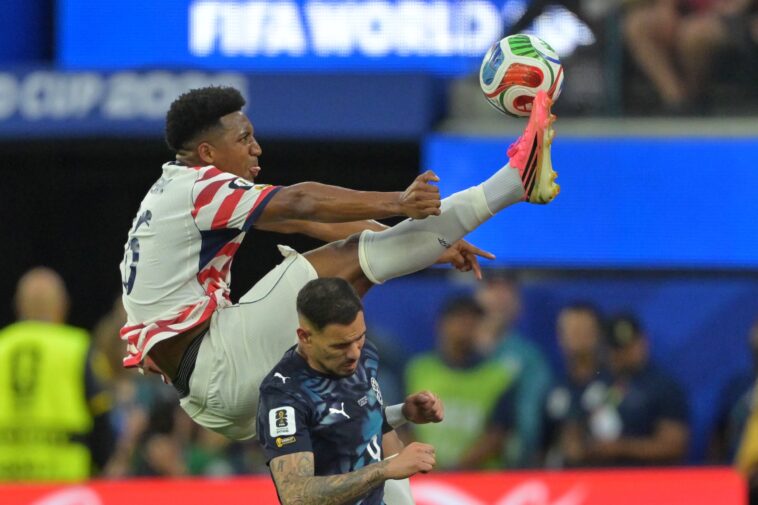 alex-freeman-was-usmnt’s-unflappable-unsung-hero-in-world-cup-debut