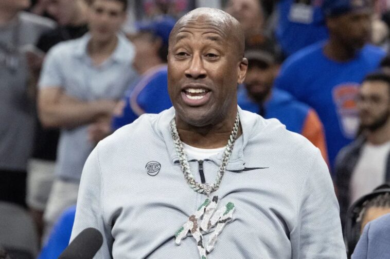 mike-brown’s-unlikely-journey-to-knicks-head-coach-ends-with-title:-‘pinching-myself’