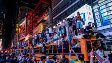 teen-shot-in-times-square-as-knicks-championship-celebrations-turn-chaotic