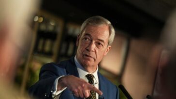 farage-vows-to-kick-out-all-migrants-from-gov’t-subsidised-housing