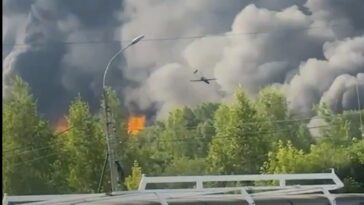 ukraine-strikes-state-oil-reserve-deep-inside-russia,-triggering-massive-blaze-and-‘fuel-rain’-(video)