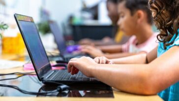 is-ai-making-your-kids-dumber?-over-half-of-teachers-surveyed-say-it-may-be