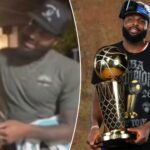 knicks’-mitchell-robinson-catches-snake-in-san-antonio-in-wild-video-—-for-the-second-time-in-playoffs