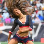 scottish-fan-has-priceless-reaction-after-seeing-new-england-patriots-cheerleaders-at-world-cup-game