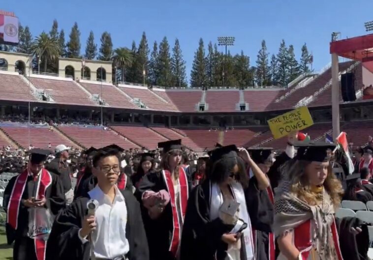 stanford-graduation-descends-into-chaos-as-students-stage-mass-walkout-on-google-ceo-sundar-pichai’s-commencement-speech-(video)