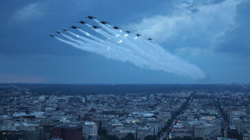 watch:-blue-angels,-thunderbirds-perform-epic-flyover-at-ufc-freedom-250