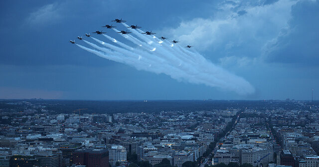 watch:-blue-angels,-thunderbirds-perform-epic-flyover-at-ufc-freedom-250
