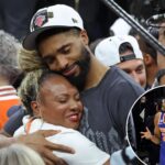 mikal-bridges-finally-gets-chip-off-his-shoulder-with-knicks-title-win:-‘i’m-still-here’