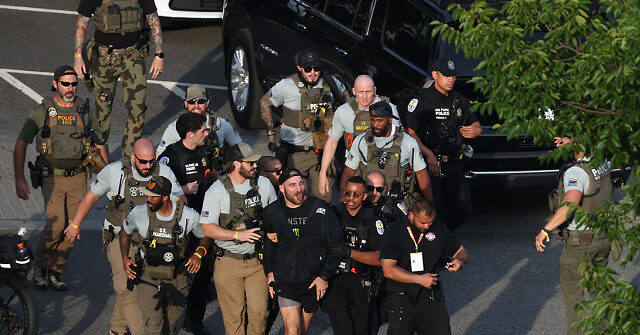 watch:-ufc-fighter-sean-strickland-escorted-out-of-ufc-freedom-250-fan-fest-event