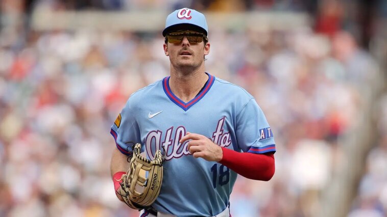 braves-outfielder’s-bizarre-throw-allows-mets-to-score-as-atlanta-drops-series-to-rivals