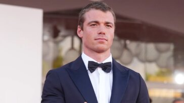 gabriel-basso-says-social-media-has-turned-people-into-voyeurs-obsessed-with-strangers’-lives:-‘it’s-weird’