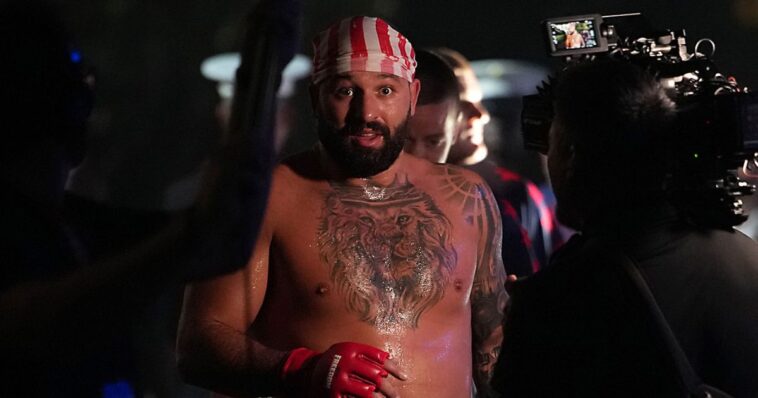 watch:-ufc-winner-says-‘michelle-obama-is-a-man!’-at-white-house-following-victory