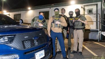 illegal-immigrant-on-the-run-after-ramming-car-into-ice-agent