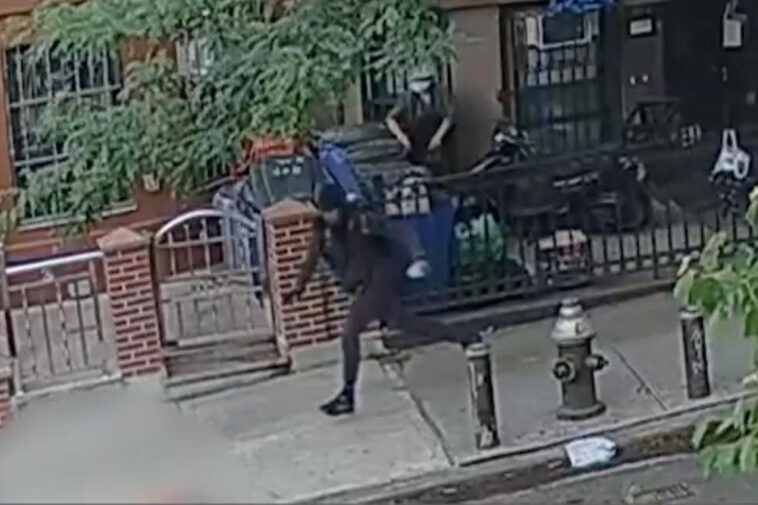 2-young-men-shot-as-brooklyn-puerto-rican-day-parade-wraps-up:-cops