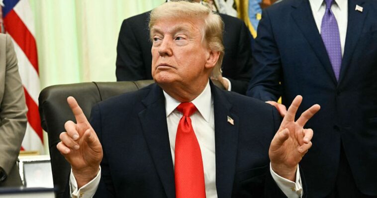 trump-comes-out-against-fisa-‘if-it-doesn’t-come-with-the-save-america-act,’-complicating-congressional-showdown