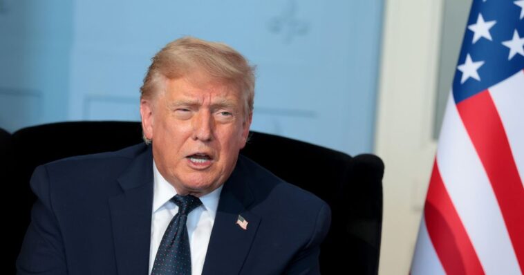 trump-says-israel-is-fighting-‘too-long,-and-too-many-people-are-being-killed’
