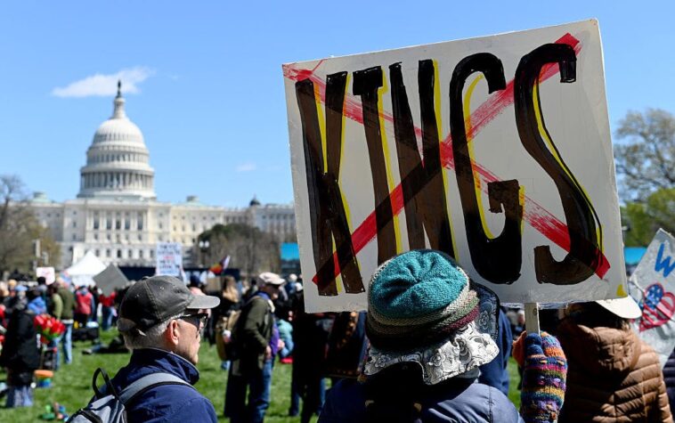after-three-protests,-‘no-kings’-activists-try-new-approach-on-trump’s-birthday