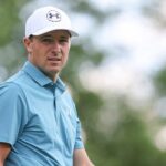 jordan-spieth-nearly-hits-someone-in-the-head-with-his-golf-shot-during-us-open-practice-round-at-shinnecock