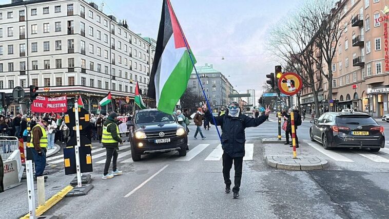european-country-to-kick-out-unruly-immigrants-under-‘good-behavior’-law