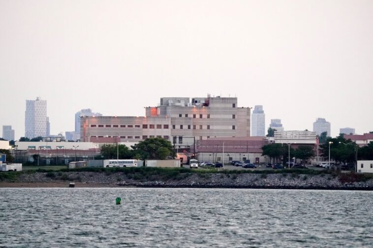stunning-first-of-its-kind-order-sends-ny-judges-to-prisons-every-year-—-to-make-sure-inmates-are-ok:-‘what-about-the-victims?’