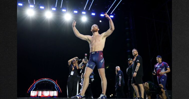 watch:-the-moment-fighter-bo-nickal-literally-jumped-the-ring-to-get-to-trump,-say-words-of-respect