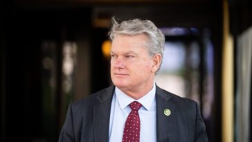 trump-wins-again:-maga-candidate-runs-away-with-georgia-senate-runoff