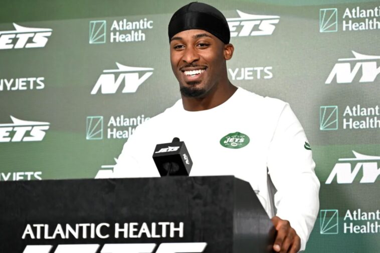 breece-hall-believes-‘hungry’-jets-have-what-it-takes-to-defy-expectations