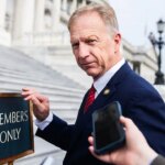 trump-backed-‘mccongressman’-wins-oklahoma-senate-primary,-vows-push-for-stalled-save-act