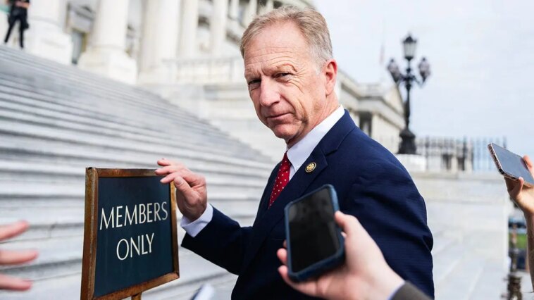 trump-backed-‘mccongressman’-wins-oklahoma-senate-primary,-vows-push-for-stalled-save-act