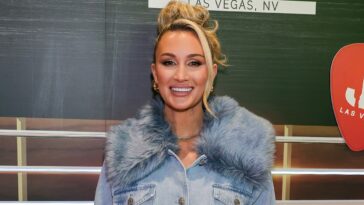brittany-aldean-shows-off-toned-physique-in-green-bikini-during-tropical-getaway