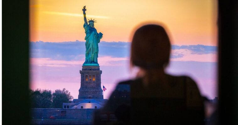 look:-world-cup-fans-visiting-for-the-first-time-fall-in-love-with-america,-go-viral-on-blessings-we-take-for-granted