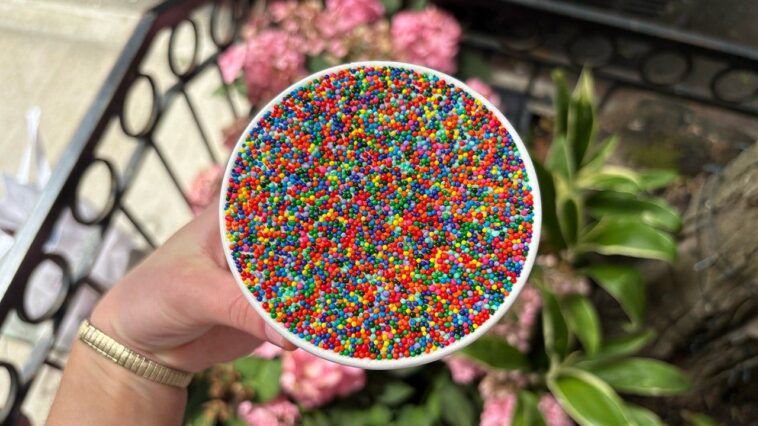 lines-wrap-around-block-as-customers-wait-hours-for-viral-dot-cakes-that-sell-out-within-minutes