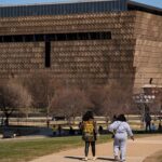 smithsonian-urged-to-withdraw-from-retreat-with-workshop-run-by-educator-with-history-of-extreme-rhetoric