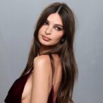 supermodel-emily-ratajkowski-ripped-for-‘tone-deaf’-essay-detailing-wild-post-divorce-dating-phase