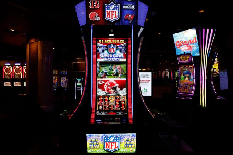 unnamed-gambler-wins-$10.3m-jackpot-on-$5-bet-at-las-vegas-casino