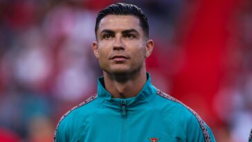 ‘plenty-to-come-yet’:-ex-england-striker-believes-ronaldo-could-play-into-his-50s