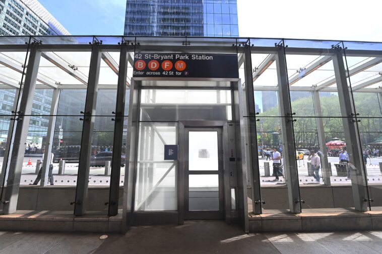 tourist-stabbed-in-the-stomach-at-nyc-subway-station